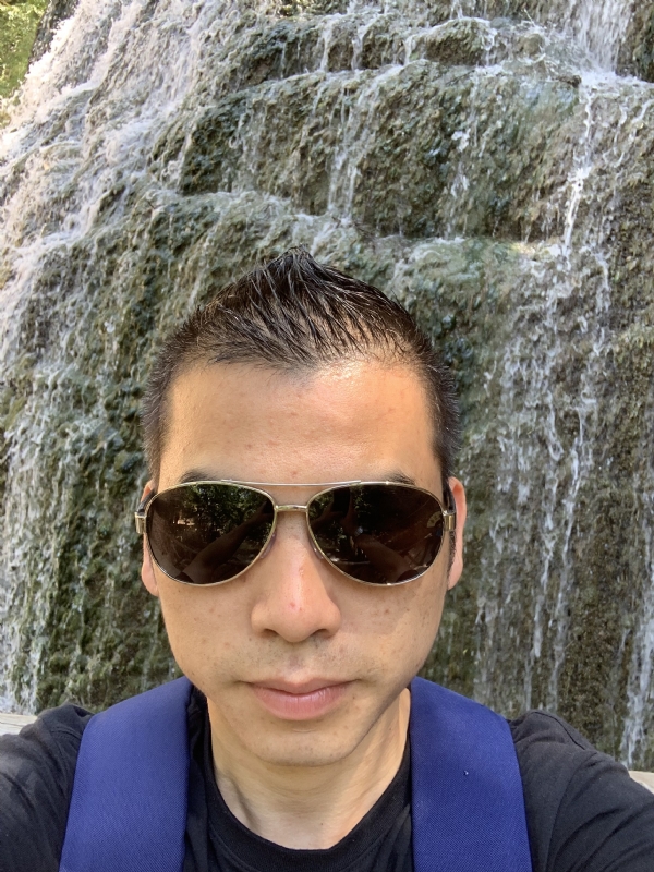 高兴的第二张照片--漳州相亲网