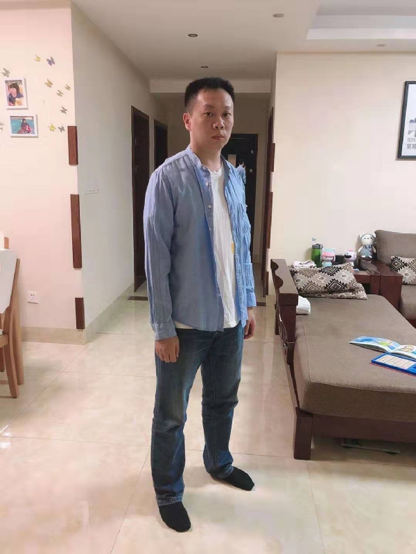 以勒的第一张照片--漳州相亲网
