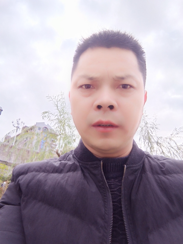 随缘的第一张照片--漳州相亲网