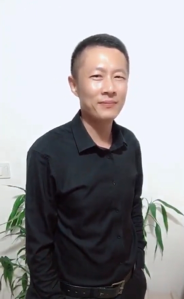 地huhi的第一张照片--漳州相亲网