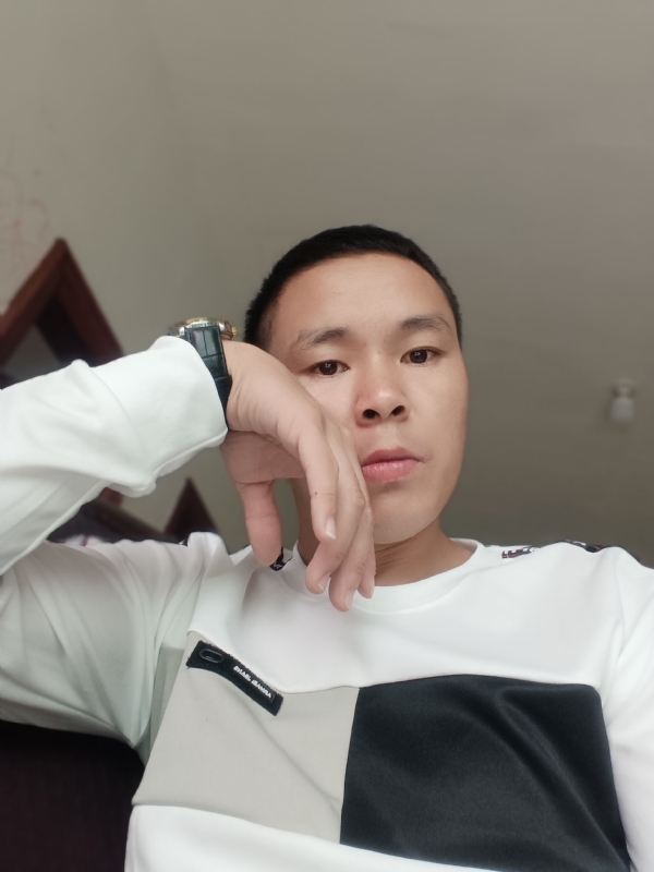 冷漠的第一张照片--漳州相亲网