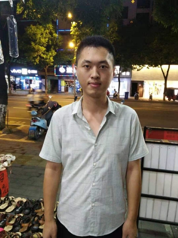 单身的雄鹰的第一张照片--漳州相亲网