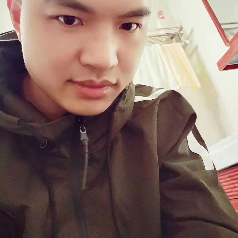 高大上的宅男的第一张照片--漳州相亲网