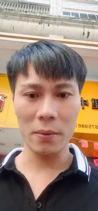 笑看人生的第一张照片--漳州相亲网