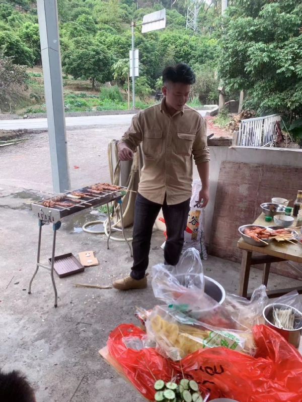 你黑我哟的第一张照片--漳州相亲网