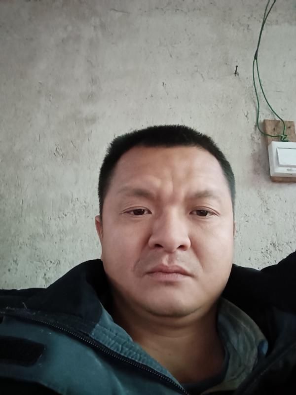 兰成龙的第二张照片--漳州相亲网