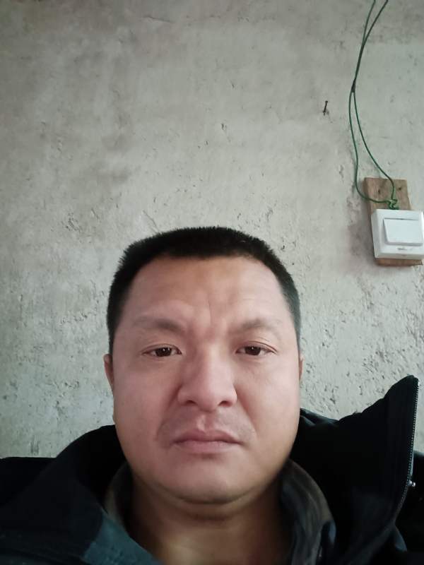 兰成龙的第四张照片--漳州相亲网