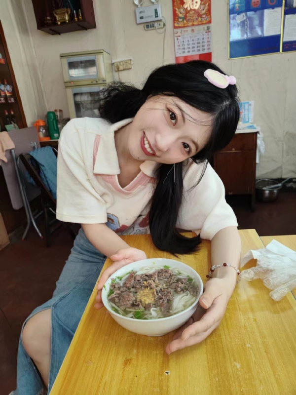 甜果的第一张照片--漳州相亲网