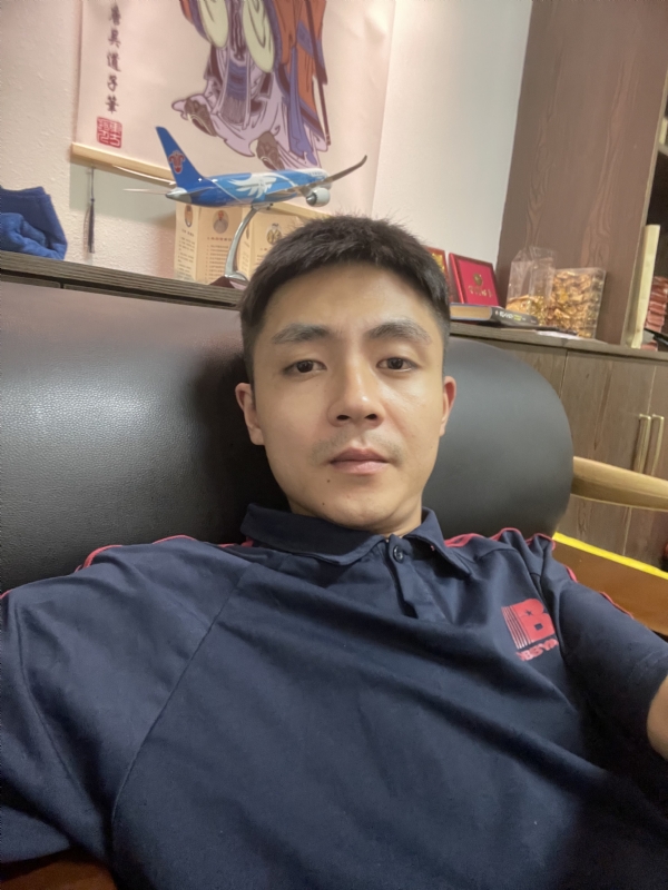 曾曾日上的第一张照片--漳州相亲网